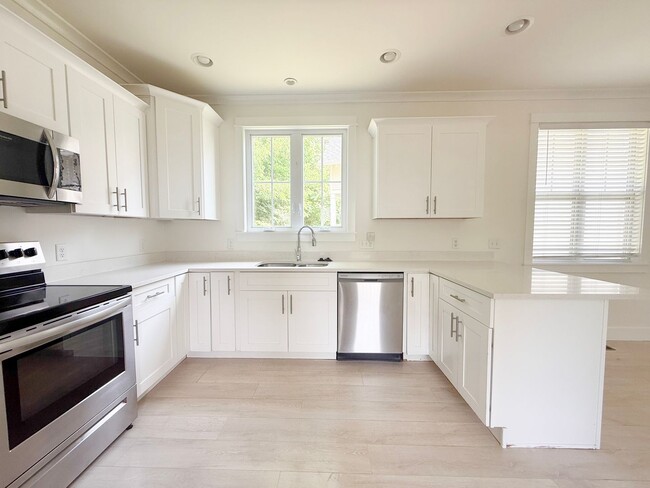 Building Photo - Pet-Friendly 3-Bedroom Home with Modern Features, Covered Deck & Bright Open Space