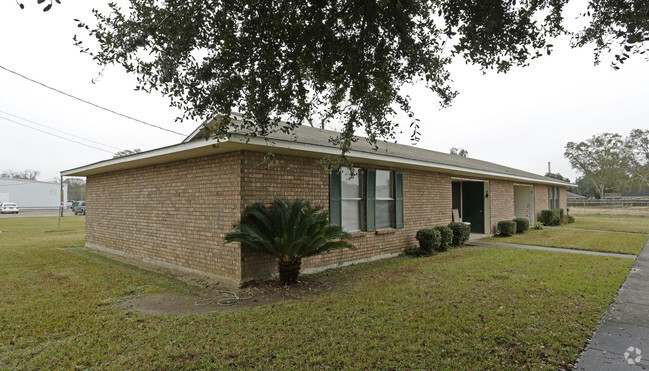 Primary Photo - Potpourri South Apartments