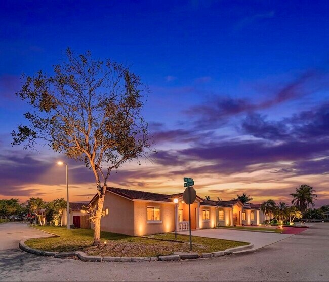 Building Photo - 17255 NW 72nd Ct