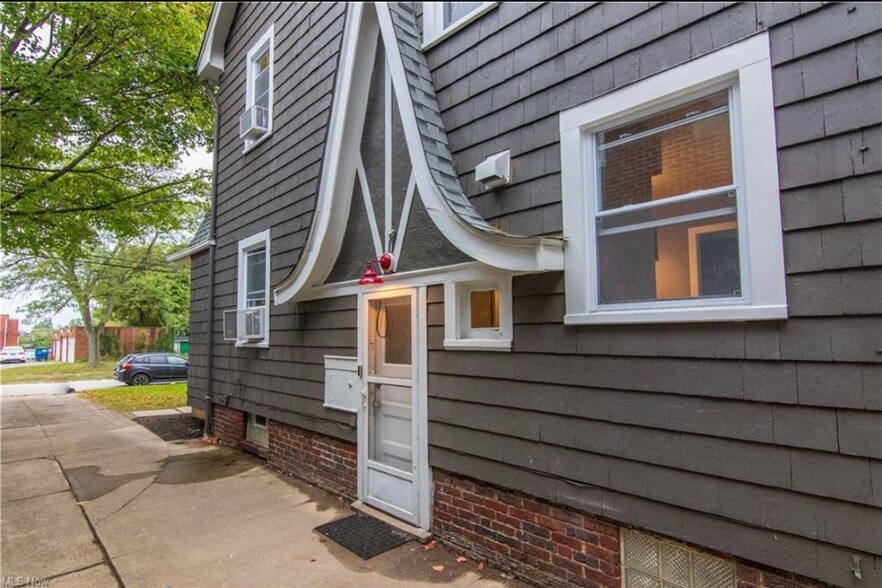 Building Photo - 3908 Orchard Rd