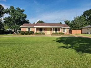 Building Photo - 8107 Pinto Ln