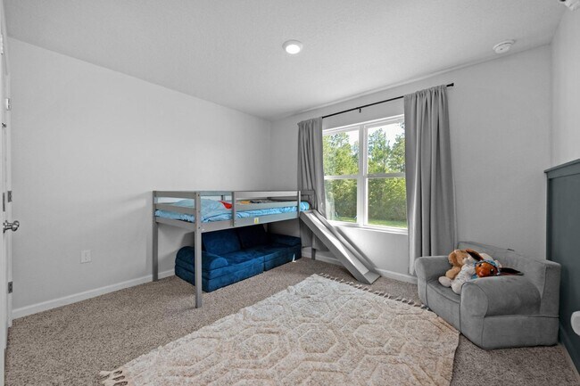 Building Photo - 6537 Torrey Pnes Trce