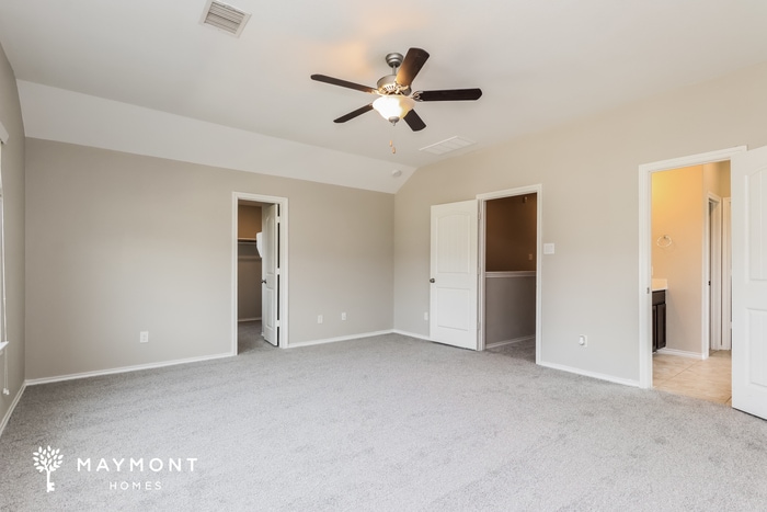 Building Photo - 23739 Via Maria Dr