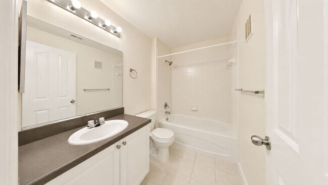 Building Photo - 763 Siena Palm Dr
