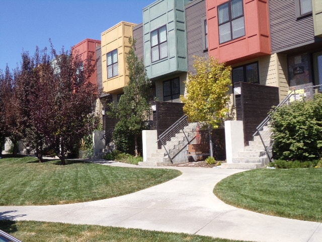 Primary Photo - BCR 7000 Straffan Place-H