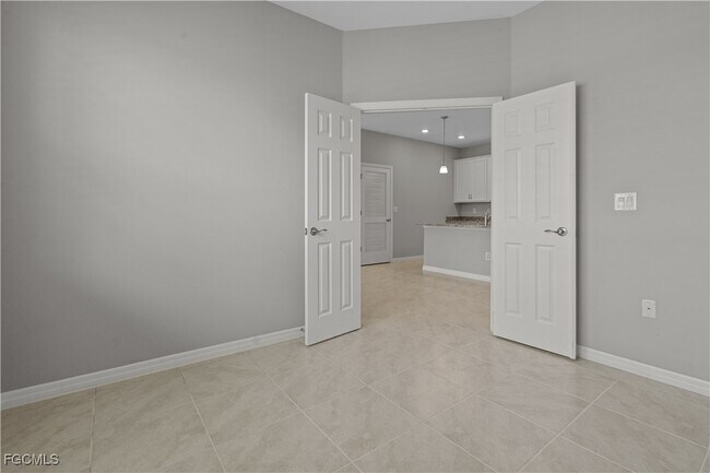 Building Photo - 4165 Bloomfield St