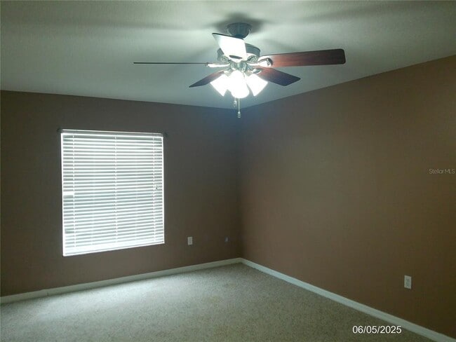 Building Photo - 200 Fish Hawk Dr
