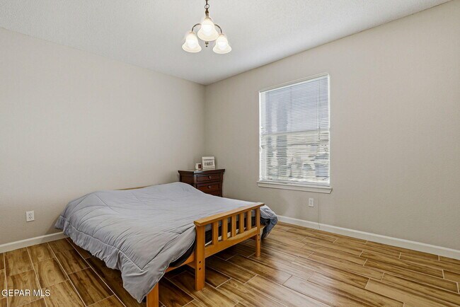 Building Photo - 12928 Alfredo Apodaca Dr