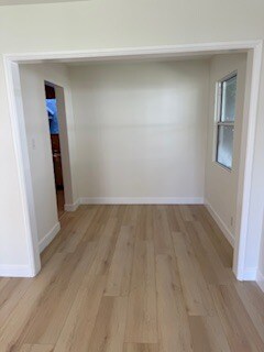 living/dining - 442 N Hollywood Way