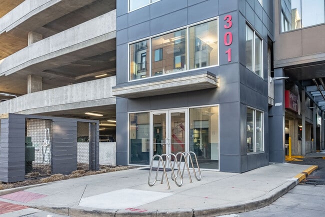 Building Photo - 235 S Delaware St