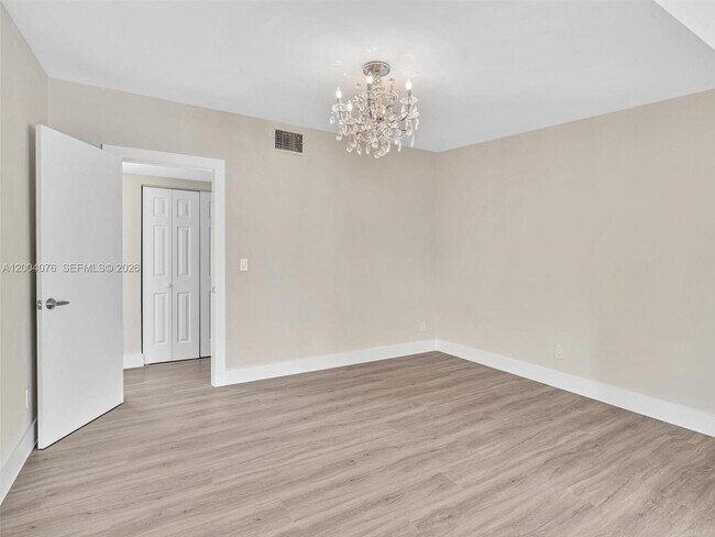 Building Photo - 12904 Banyan Rd