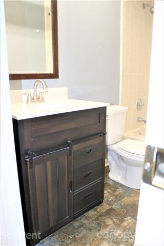 Building Photo - 1847 J Julian Ln