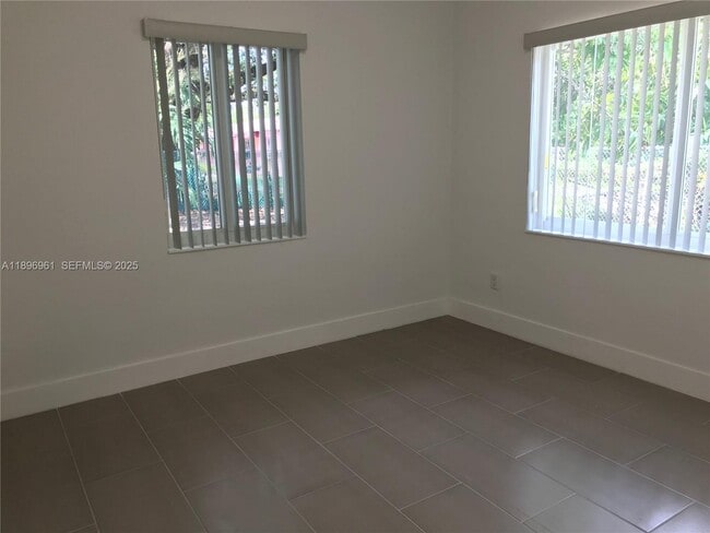 Building Photo - 5454 NW 5th Ave