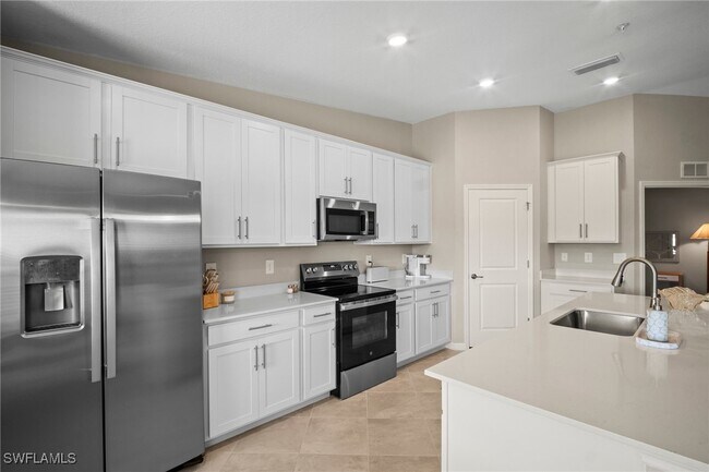 Building Photo - 15195 Bluffton Ln