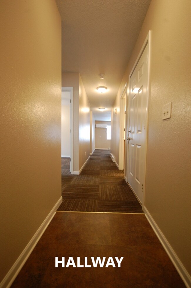 Building Photo - 226-228 Haws Dr.