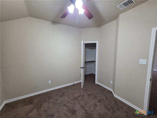 Building Photo - 1713 Risen Star Ln