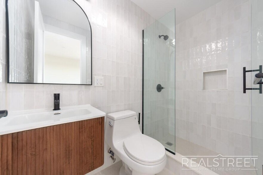 Building Photo - Malcom X Blvd