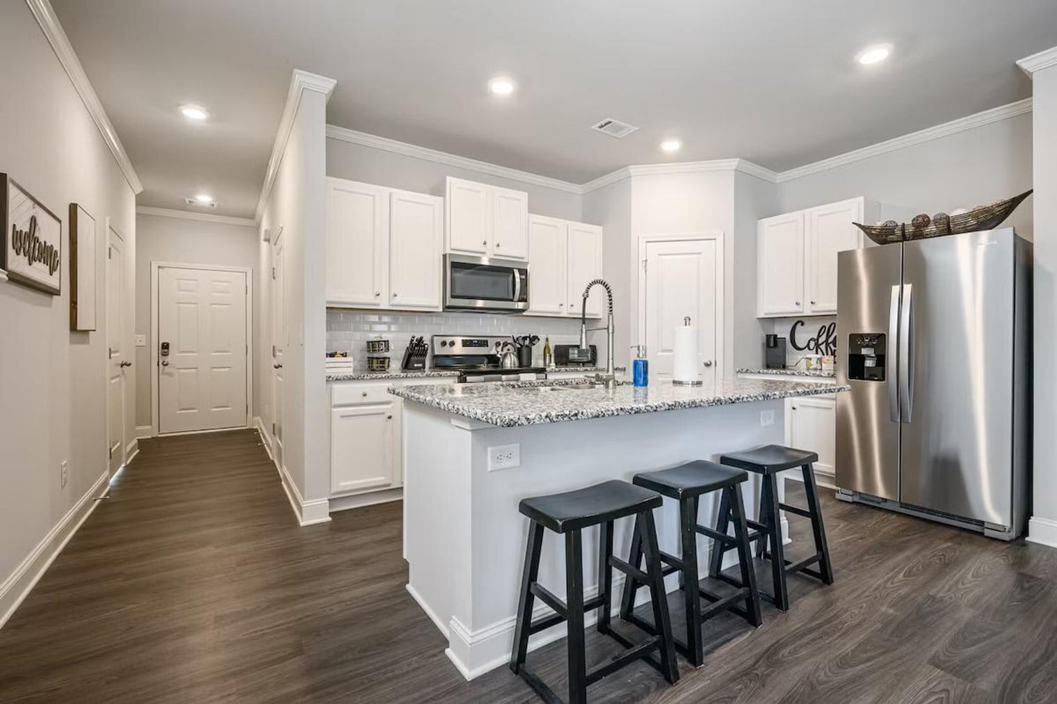 Building Photo - 2059 Pinnacle Walk