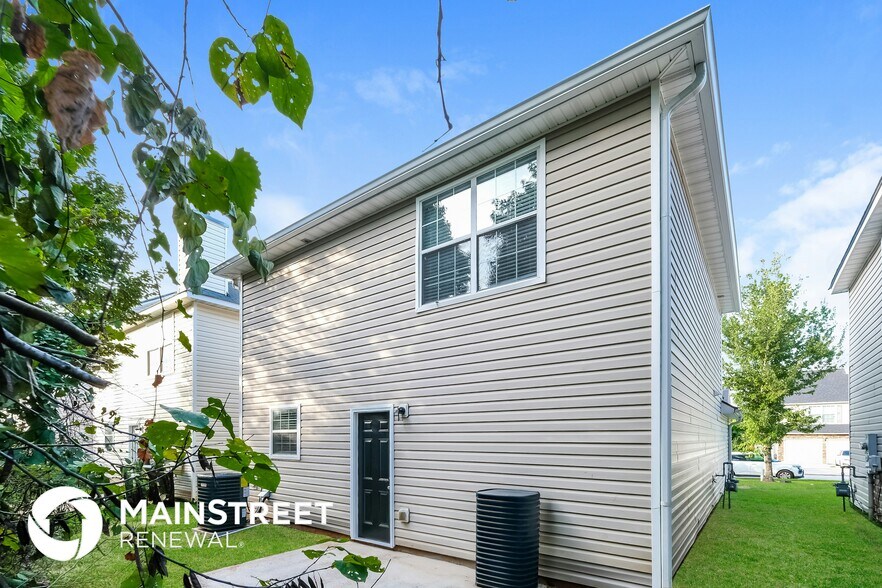 Building Photo - 305 Barshay Dr