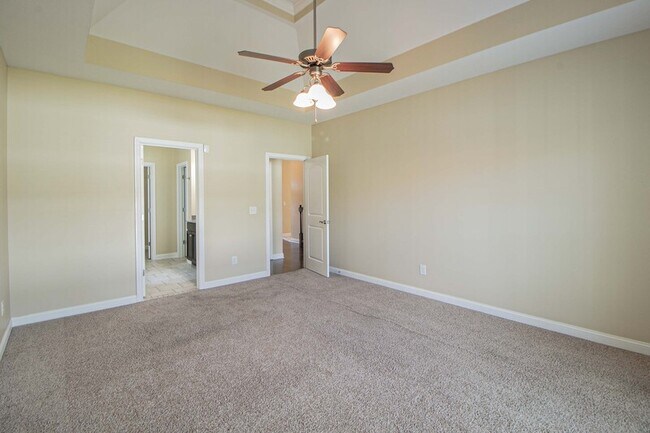 Building Photo - 809 Carousel Ct