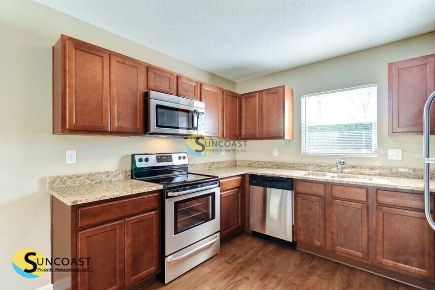 Building Photo - 4525 Glendas Meadow Dr