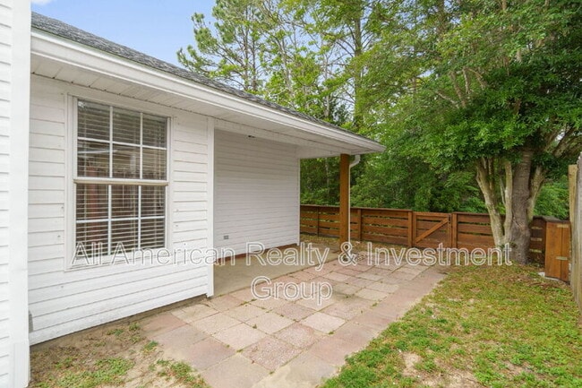 Building Photo - 1911 Summer Hills Ln