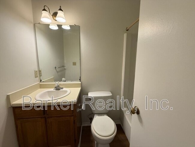 Building Photo - 6112-D Spice Ridge Lane
