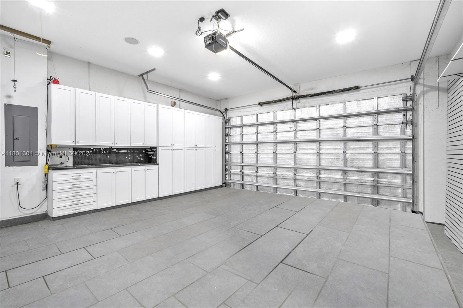 Building Photo - 1291 SW 113th Way