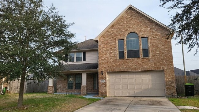 Building Photo - 2026 Silverwater Ct