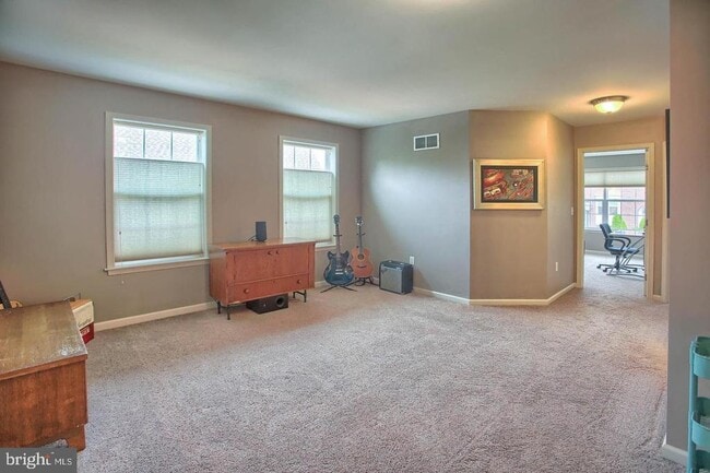 Building Photo - 4755 Laurel Valley Ln