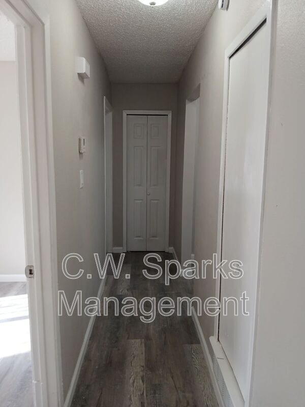 Building Photo - 7840 Mirage Valley Dr