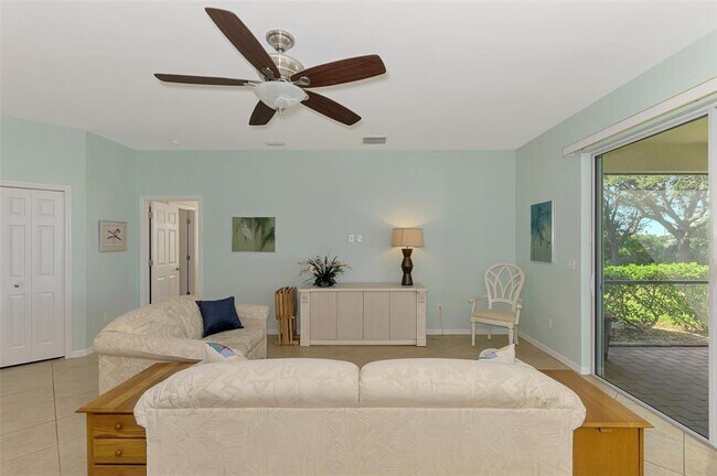 Building Photo - 9022 Coachman Dr