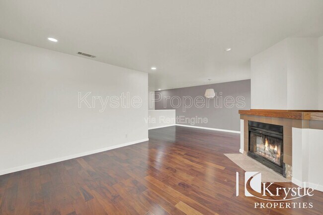 Building Photo - 101 Nashville Ln