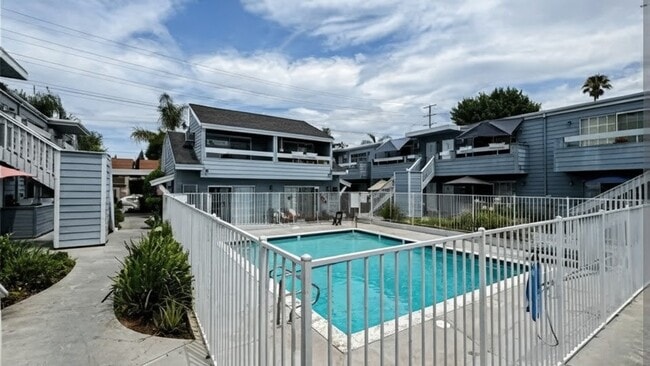 Swimming Pool - 20930 Parthenia St