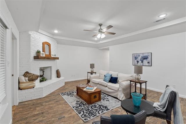 Building Photo - 904 Meadowlark Ln