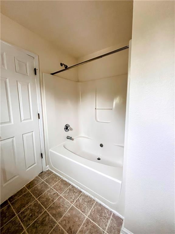 Building Photo - 283 Brookview Dr