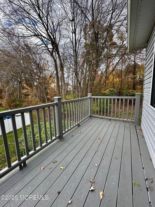 Building Photo - 373 Yorkshire Pl