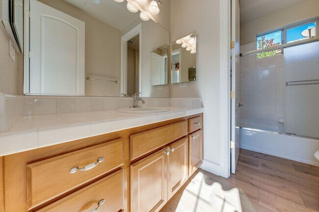 Building Photo - Luxury 4-Bedroom Home in El Dorado Hills Exclusive Serrano Community!