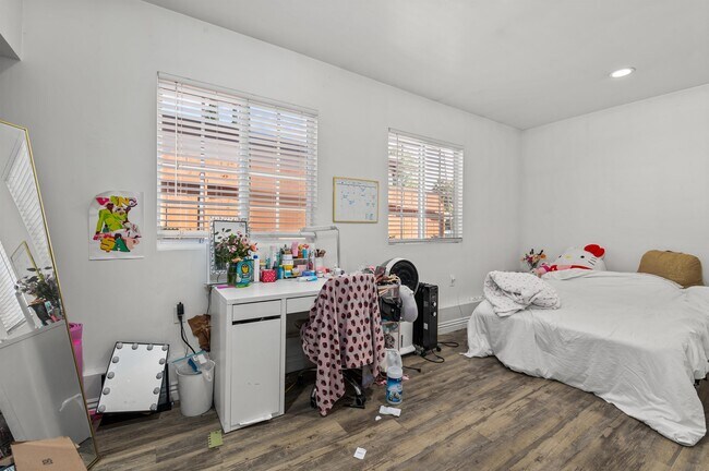 Building Photo - 5318 Redding Rd