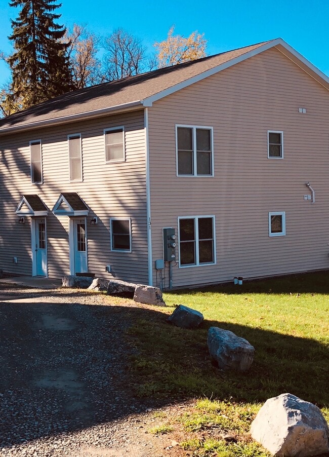 Building Photo - 131 Birdseye View Drive