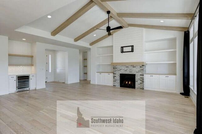 Building Photo - 7655 W Meltwater Ln