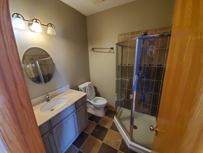 2nd level bathroom - 9207 Gerritsen Ave