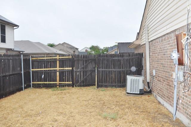 Building Photo - 6701 Oriole Ct