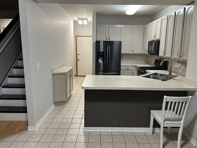 Building Photo - 761 Dillon Ct