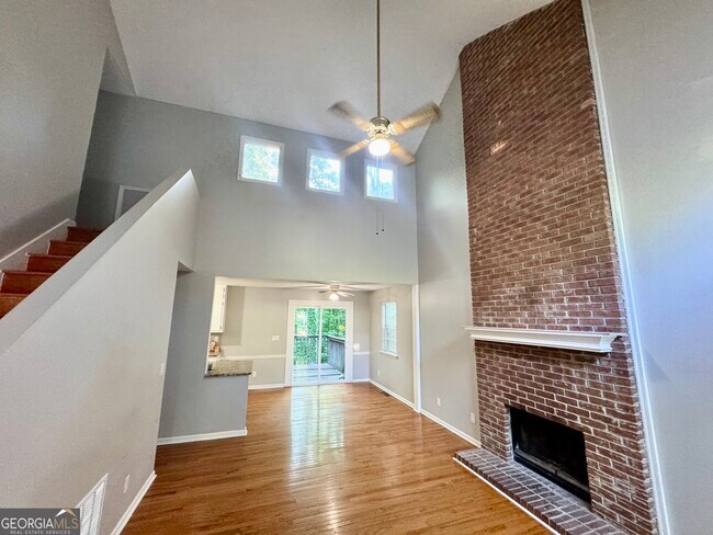 Building Photo - 4288 Trotters Ln NE