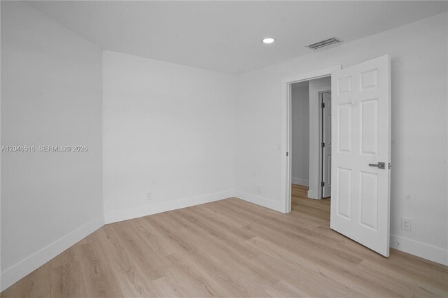 Building Photo - 9354 Arborwood Cir