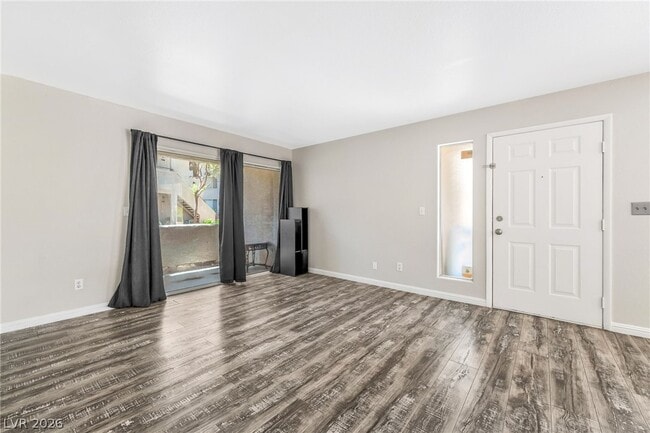 Building Photo - 3060 Tarpon