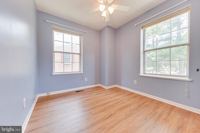 Building Photo - 9073 Lambskin Ln