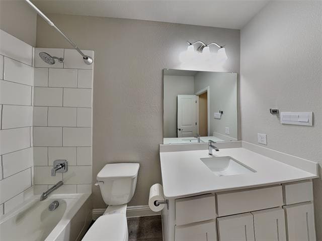 Building Photo - 2004 Windsor Dr