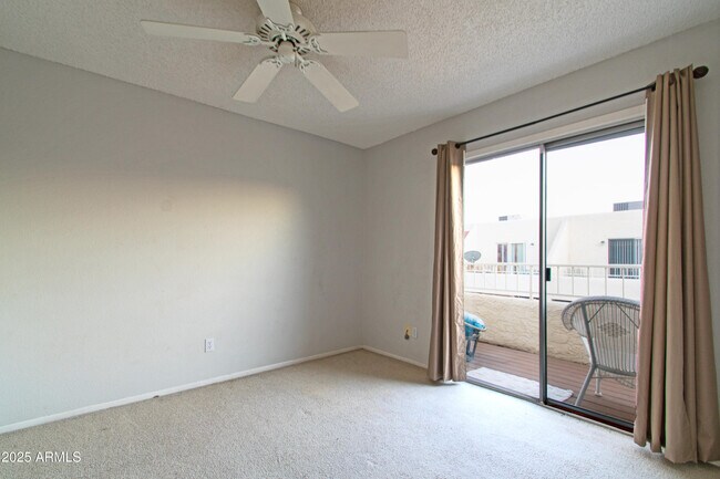 Building Photo - 6018 N 79th St